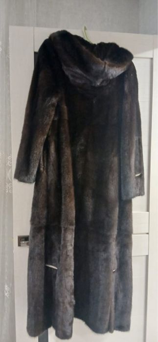 Продам норковую шубу!