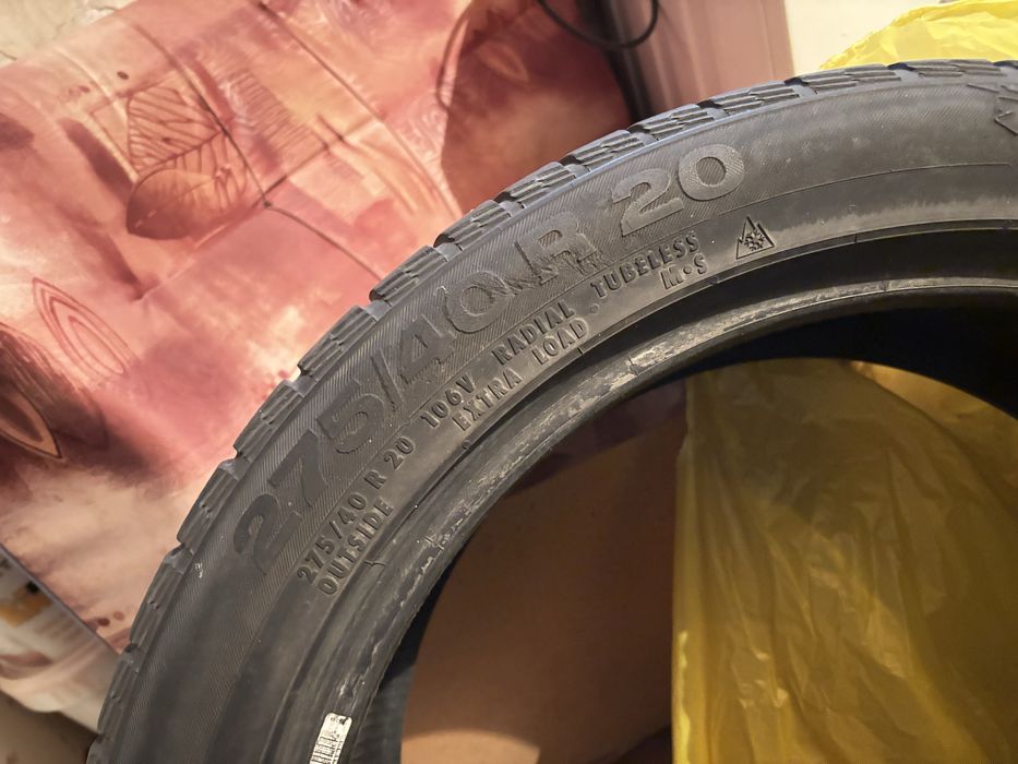 Зимни Гуми 275/40/20 "Continental cross contact"