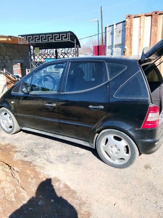 Мерседес А 190 черный