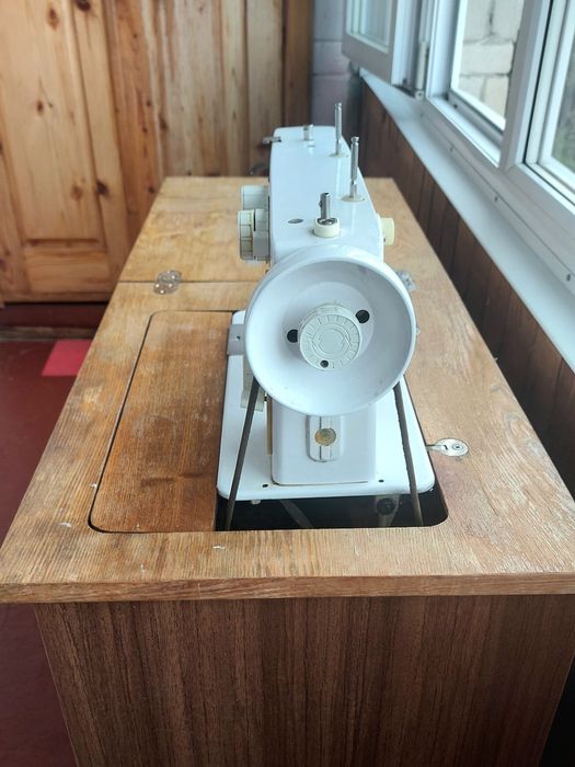 Чайка 142 М швейная машинка