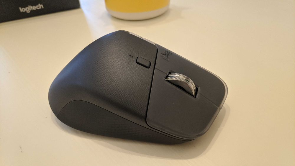 Logitech MX Master 4 безжична мишка