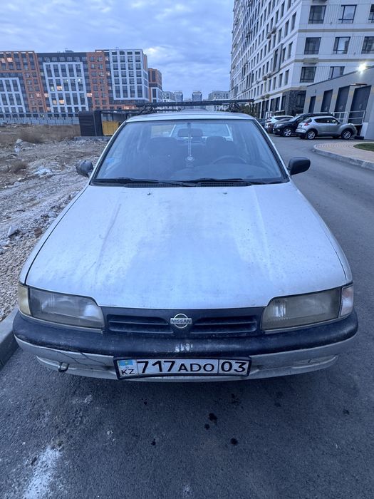 Срочно продам Ниссан примера п10 1995