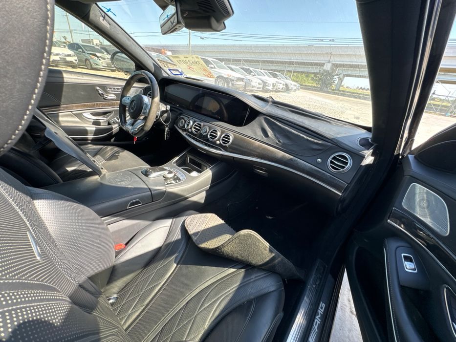 Оригинално Табло от Mercedes S63 W222