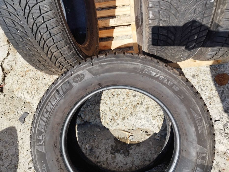 265/60/18 Мишелин Латитюд Алпин 2016г 7,5мм и 7,8мм