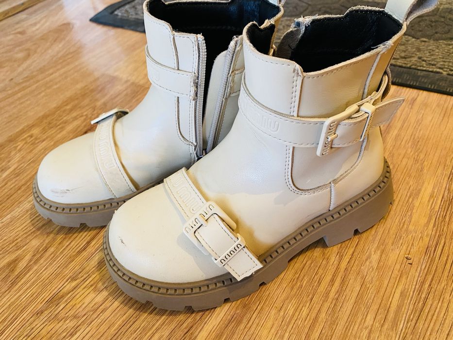 Продам обувь весенний девочке 30 размер