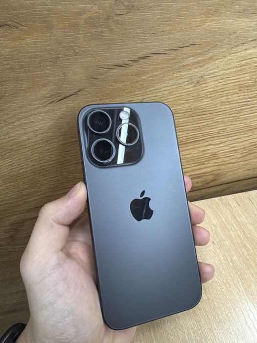 iphone 15 pro 256 Esim