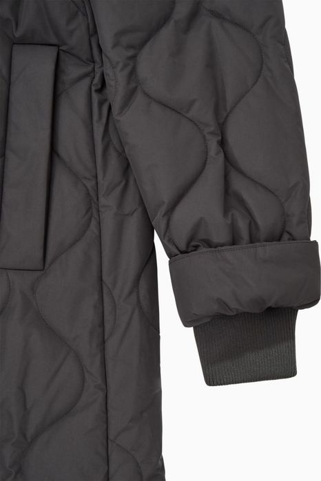 Дамско зимно яке на COS дълъг нов модел