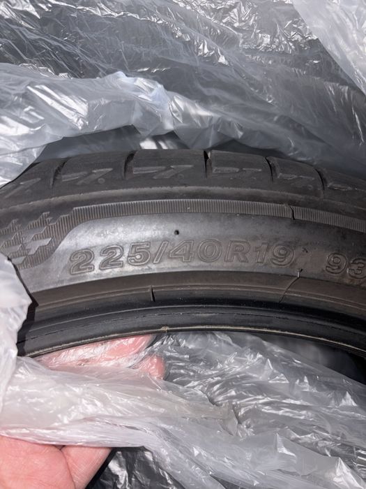 Продам комплект летней резины Bridgestone