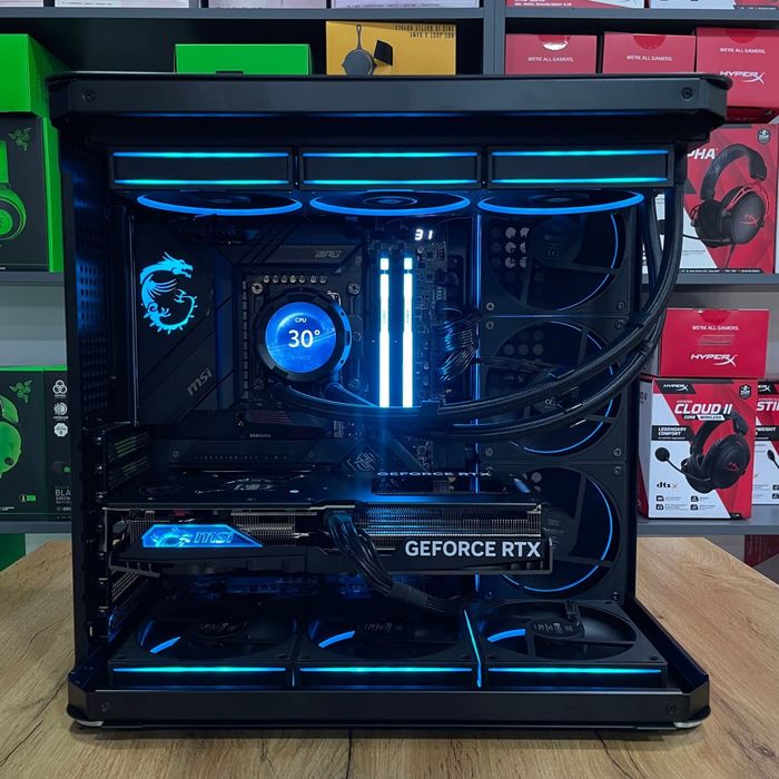 Keys gaming i7-14700F
- MSI Z790 Carbon Wi-Fi 
- ZOTAC GAMING GeForce