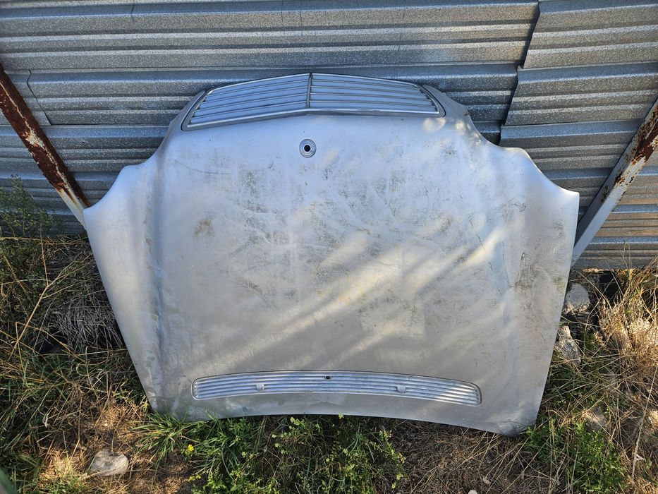 Преден капак за Mercedes C klasa 2001god