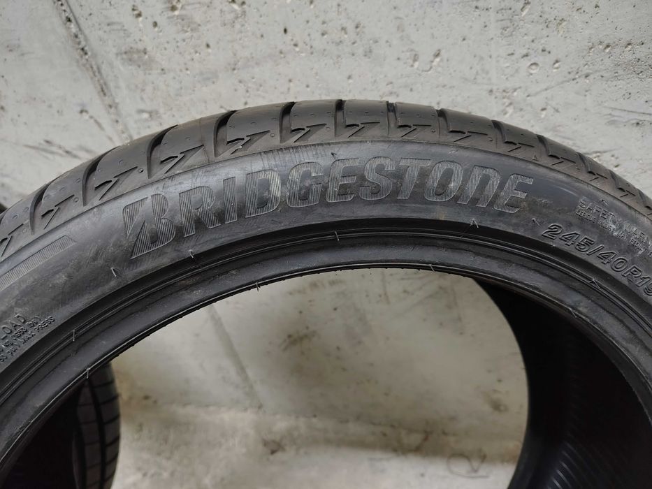 2бр.НОВИ летни гуми BRIDGESTONE 245 40 19 DOT19 цена за брой