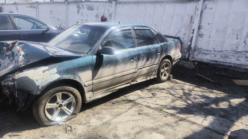 Ауди 100 с4 по запчастям 2.0