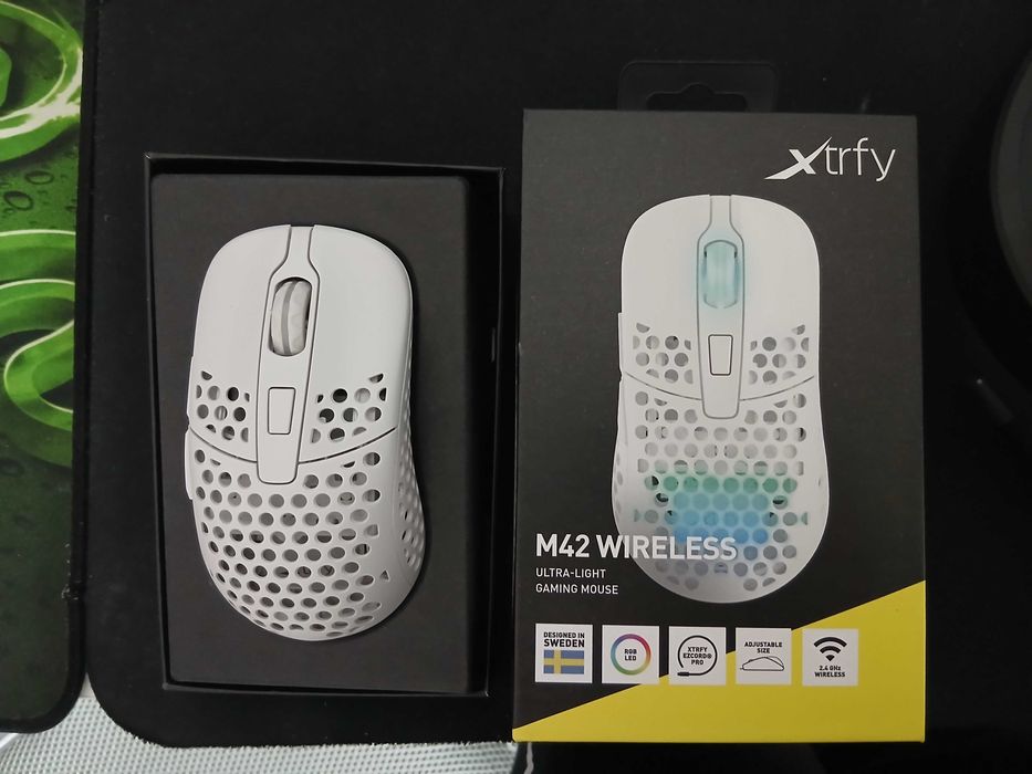 Mouse Gaming Xtrfy M42 Wireless, Alb