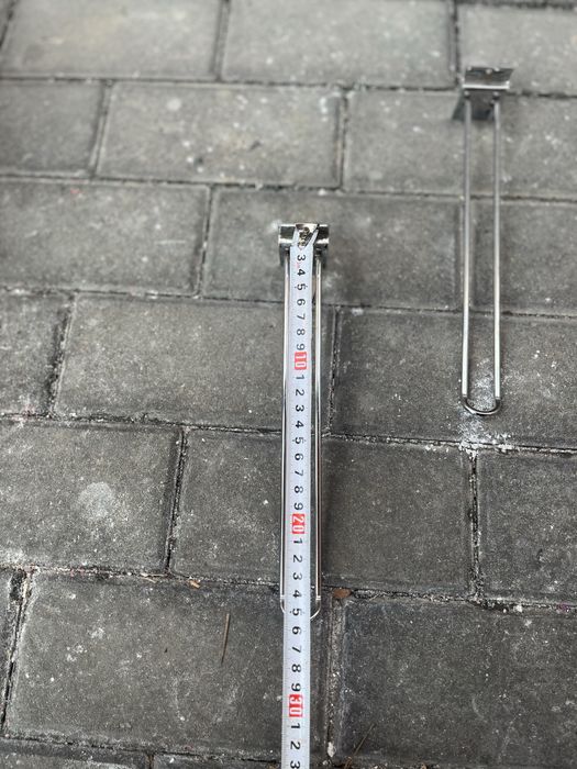 Крючки (кронштейн) для стеллажа