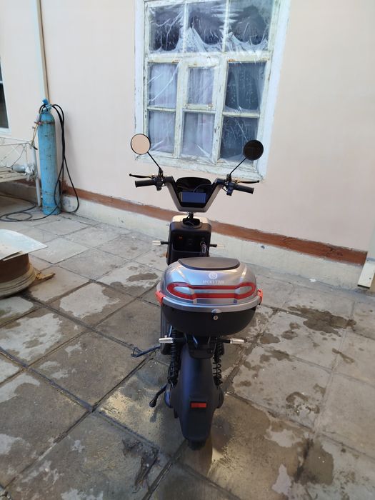 Электро скутер сотилади холати супер   права номер шарт эмас жавоб