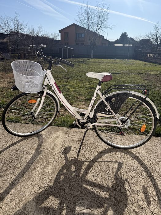 Bicicleta aproape nouă
