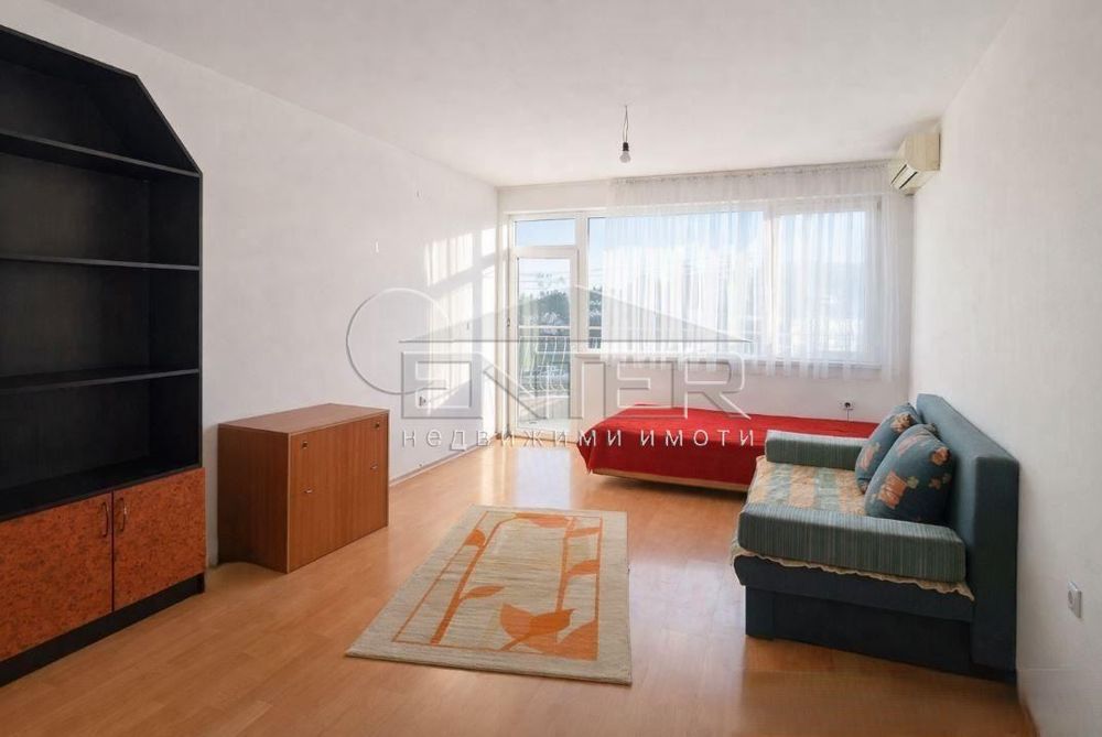 2-стаен в Варна-Трошево площ 75 цена 300