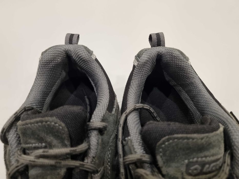 Papuci de drumetie Lotto din piele intoarsa marimea 41