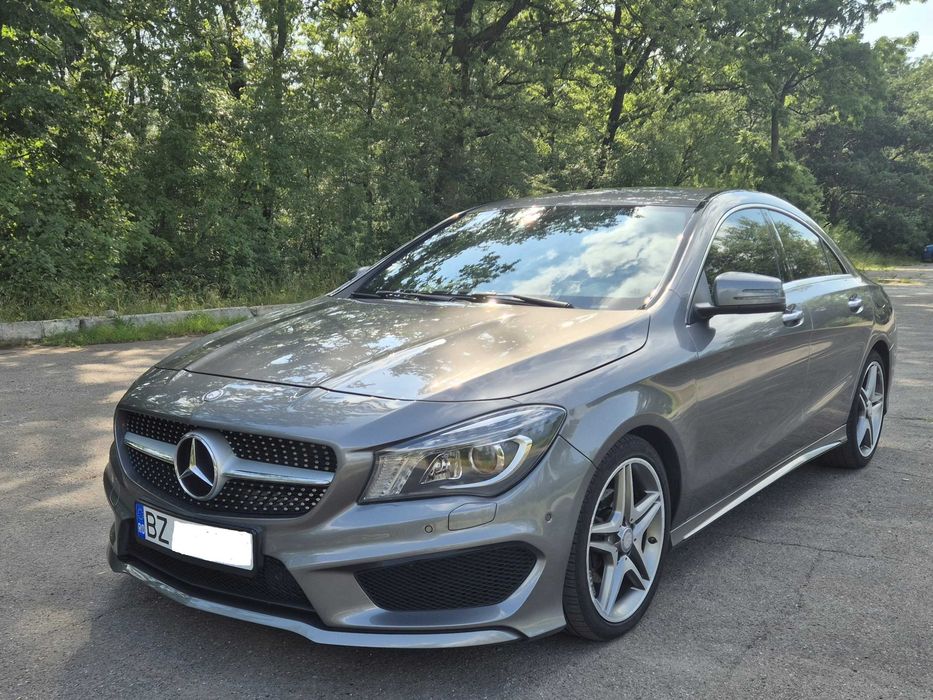 Mercedes CLA 200, Pachet AMG interior/exterior