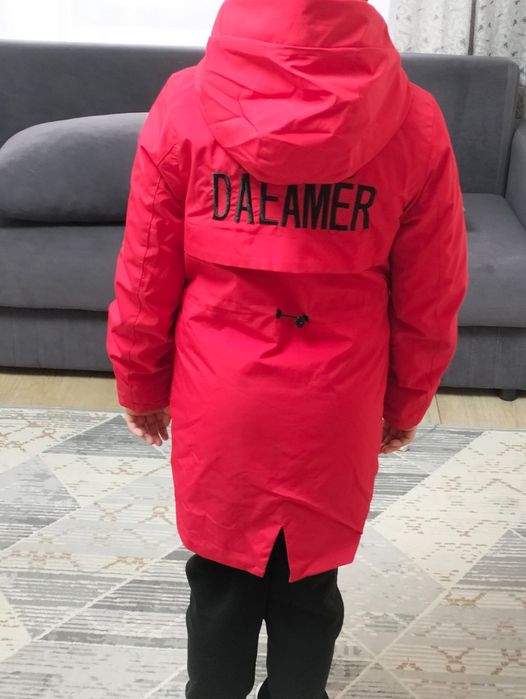 Куртка для девочки  в хорошем состоянии