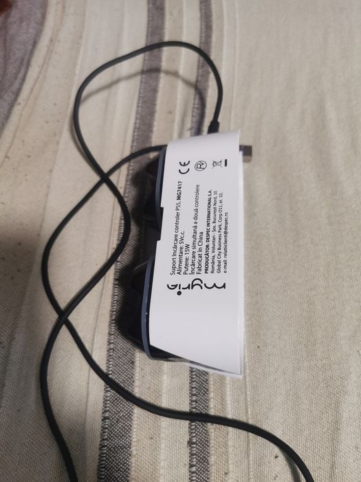 Statie de incarcare dubla  pt.controller ps5