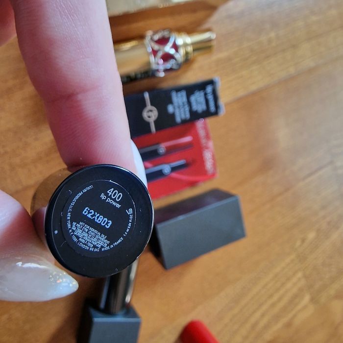 Ruj /Lip buze   professionale Burberry,Yes Saint Laurent ,Armani