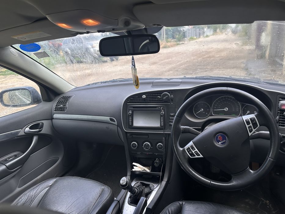 Vand Saab 9-3 xu volan pe dreapta