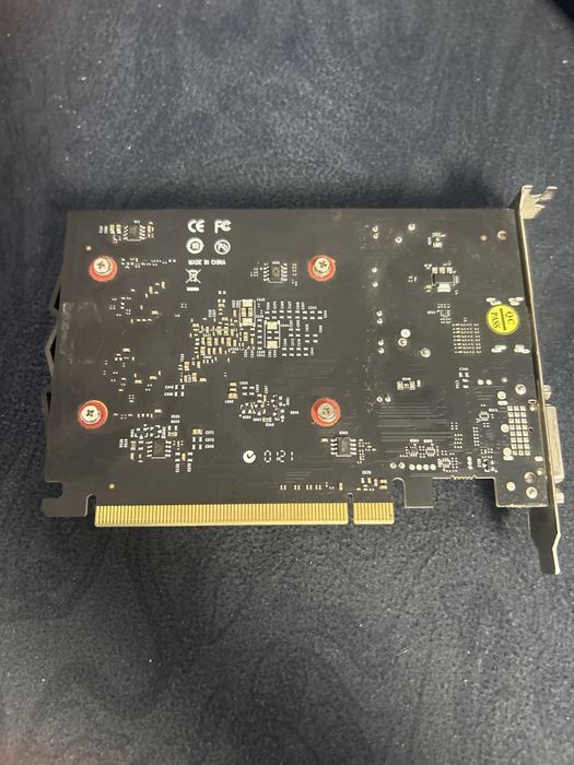 Видео карта Nividia Gtx 1030 4 gb biostar