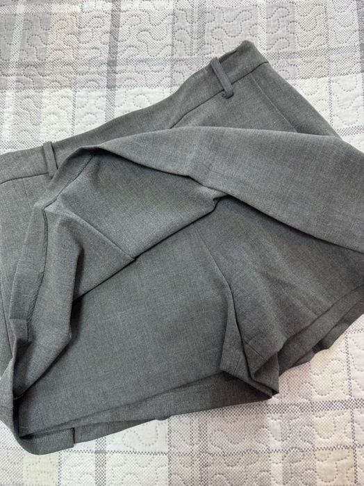Пола панталон Zara