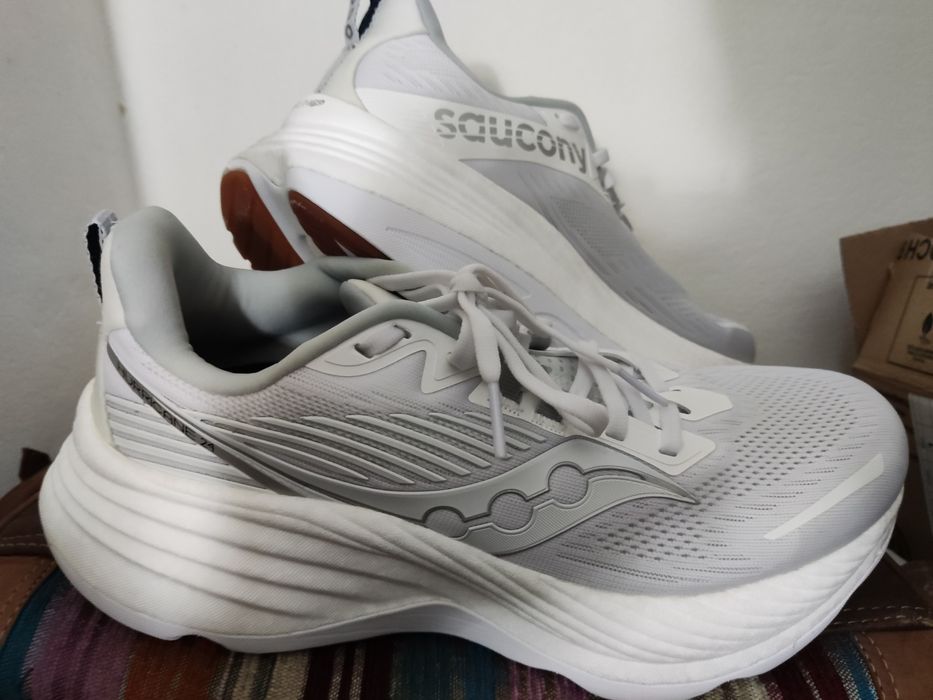 Saucony Hurricane 24