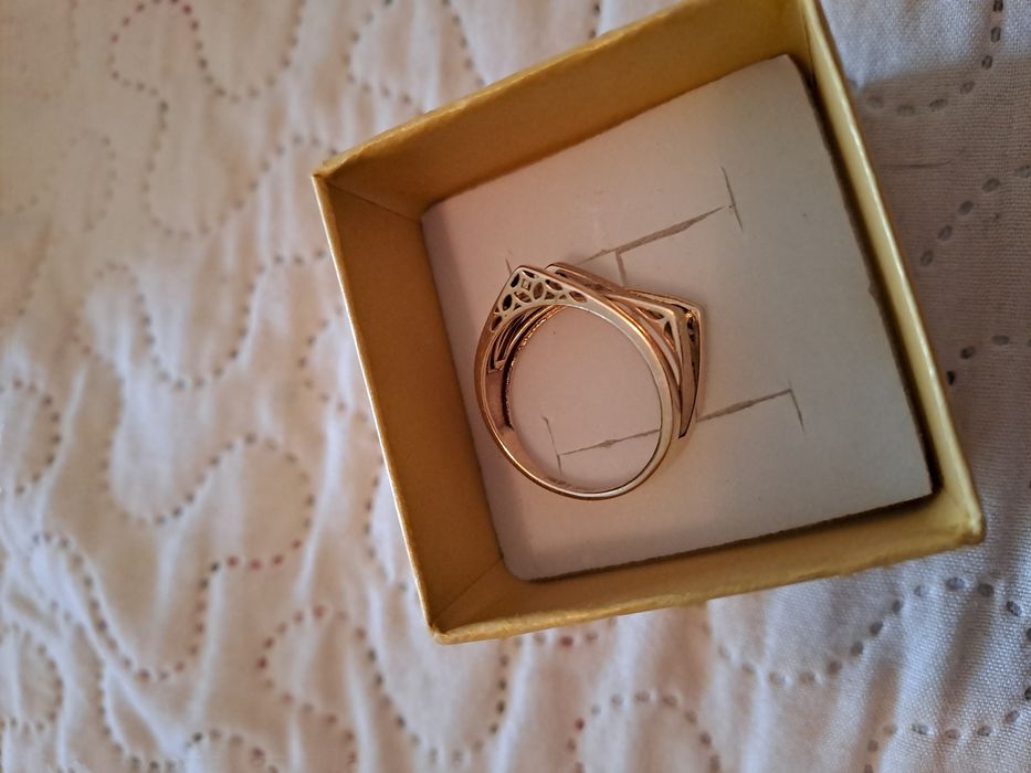 Продам золото б/у