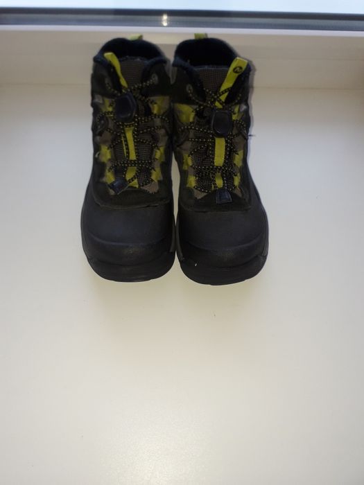 Обувь демисизонная.