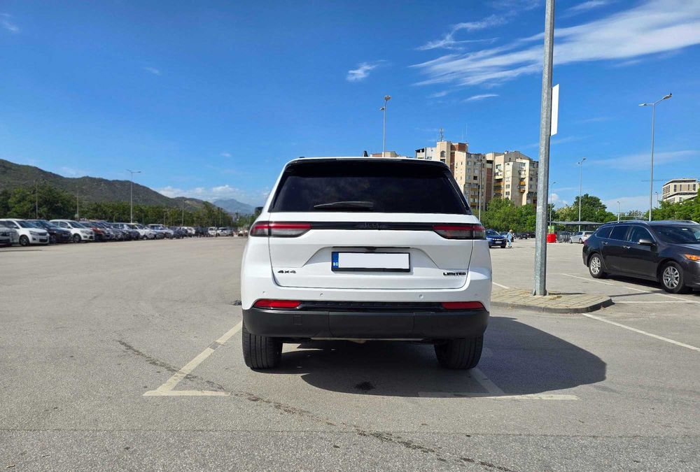 Jeep Grand Cherokee 2023