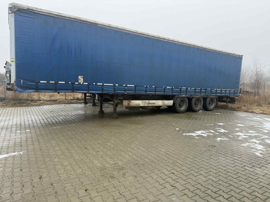 Semiremorcă KRONE SD – Prelată (Curtainsider)