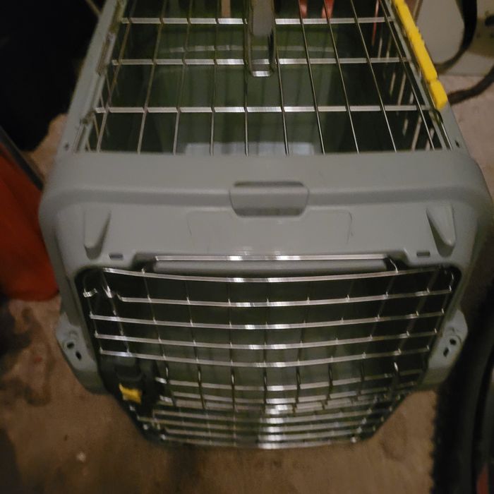 Клетка за пренасяне на куче коте .55см вис.50 см широка