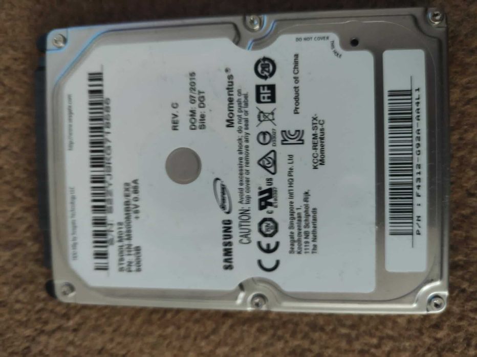 stocare date ssd si hdd stare perfecta