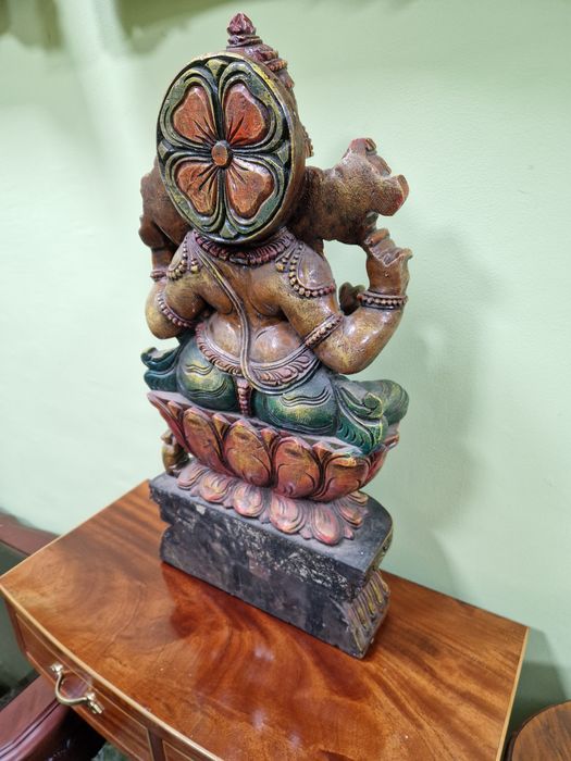 Страхотна антикварна азиатска дървена фигура дърворезба