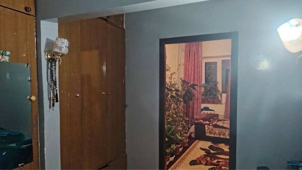 2/3/5 Мирзо Улугбекский район Феруза 60  кв балкон 2*6 Шукрона кафе