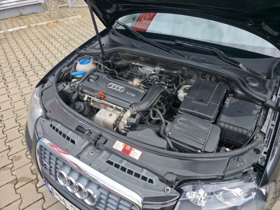 Audi A3 Sportback S-Line 1.4 TFSI DSG • BOSE • Bi-Xenon • Încălzire scaune • R17