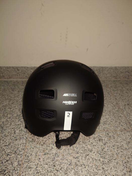 Каска за водни спортове