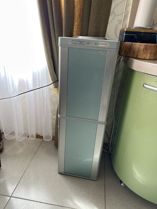 Диспенсер в отличном состоянии