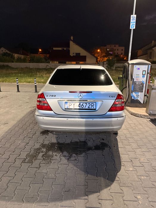 Auto Mercedes e280 Polonia