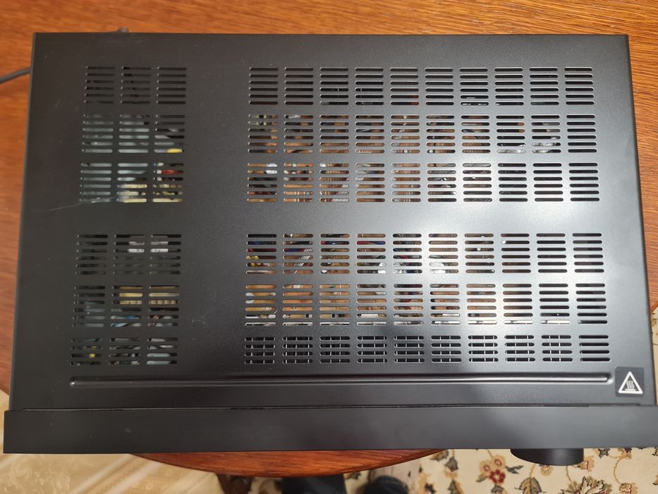 Vand ampluficator Onkyo TX-8220