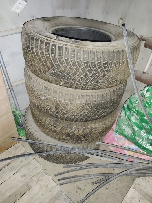 Продам зимние шины Мишлен