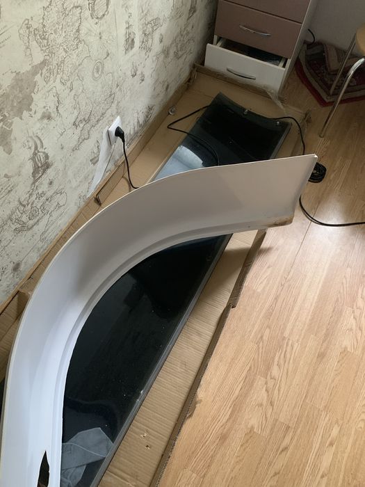 продам стекла от душевой кабины