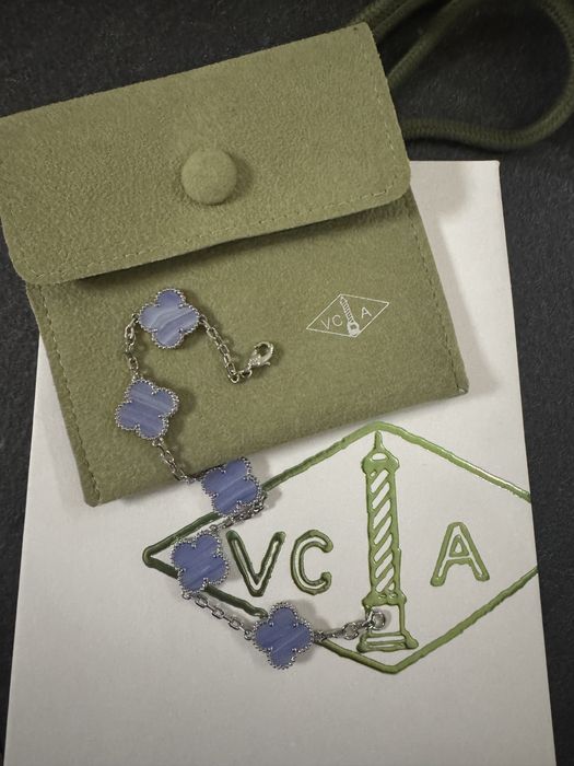 Позлатени гривни “Van Cleef & Arpels”