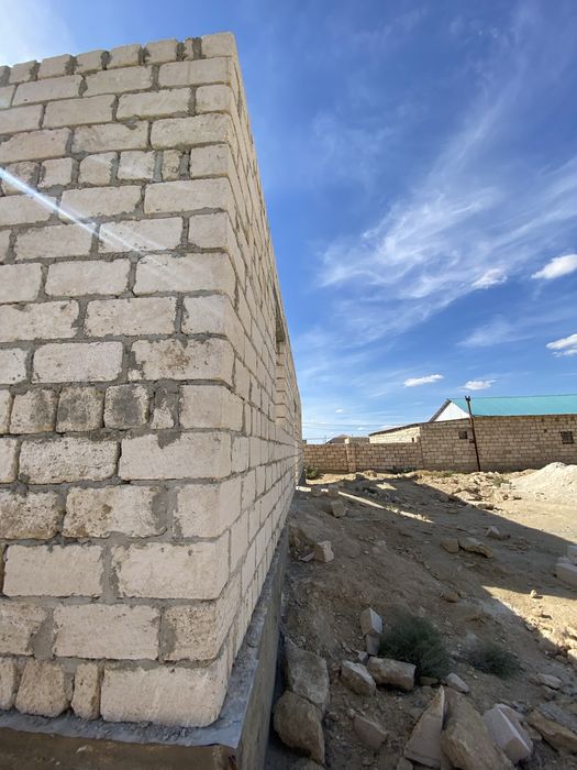 Батыр ауылында құрылысы бітпеген үй