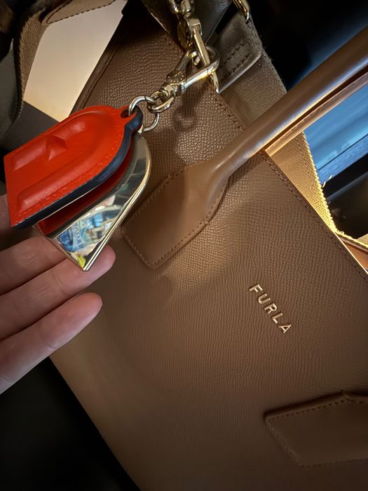 Geantă elegantă Furla