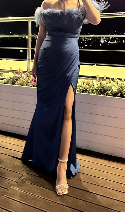 Элегантное вечернее платье