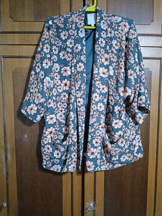 Футболки и платья